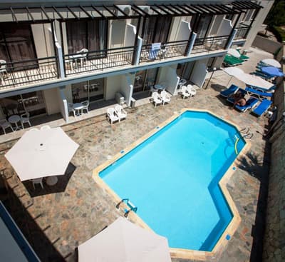 Crystallo Hotel Apts