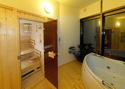 Arka Hotel