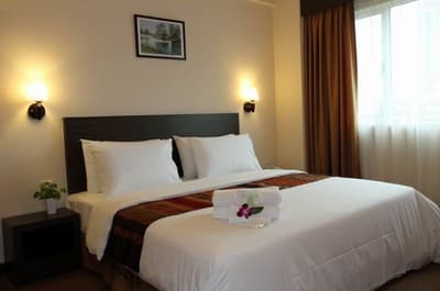 Summer View Hotel