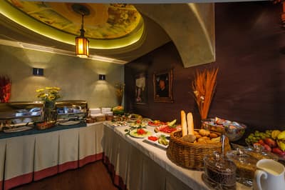 Holland House Residence Old Town