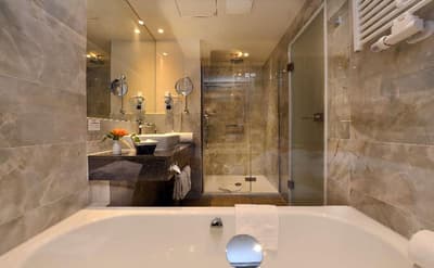 Best Western Delta Park Hotel