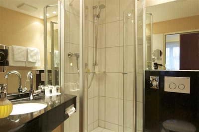 Best Western Raphael Hotel Altona