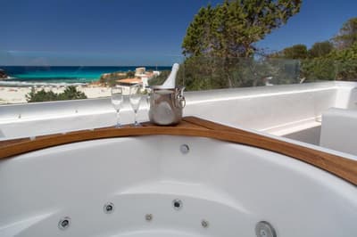 Cala Saona Hotel