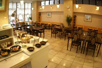 Hotel Sky Court Hakata