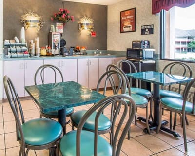 Econo Lodge Dothan Area