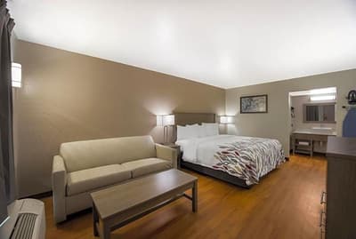 RED ROOF INN SUITES THOMASVILLE