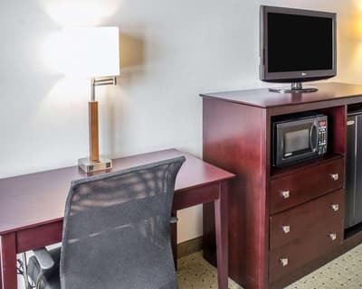 Econo Lodge Ames Area