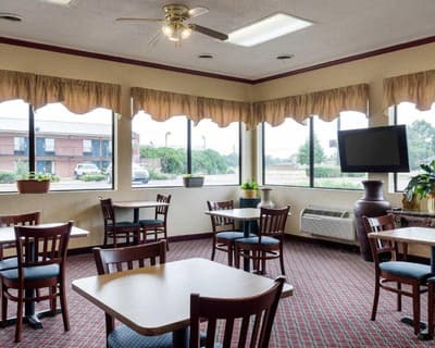 Rodeway Inn Greenwood
