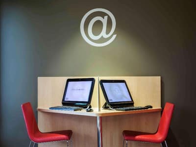 Ibis Barcelona Cornella