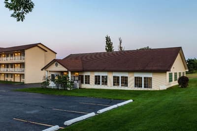 Quality Inn Lakefront