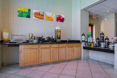 Quality Hotel Morehead City