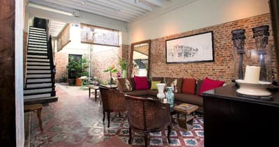 Muntri Mews