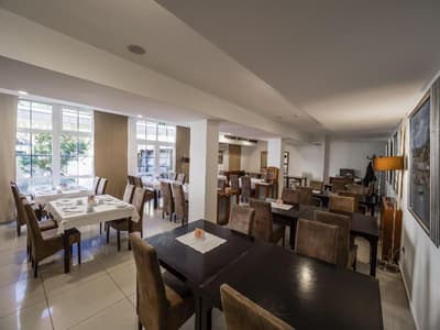 Garni Hotel Le Petit Piaf