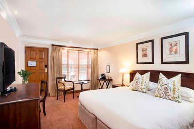 Faircity Falstaff Hotel