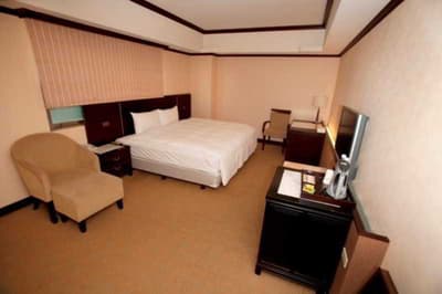 Ren Mei Business Hotel