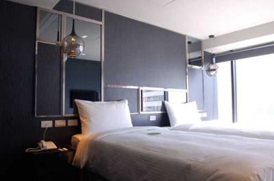 Vendome East Inn