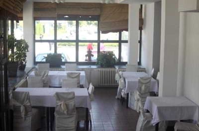 Lirak Hotel