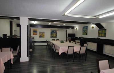 Lirak Hotel