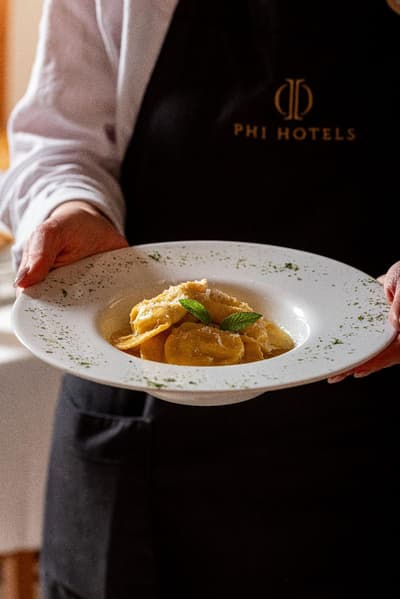Phi Hotel Astoria