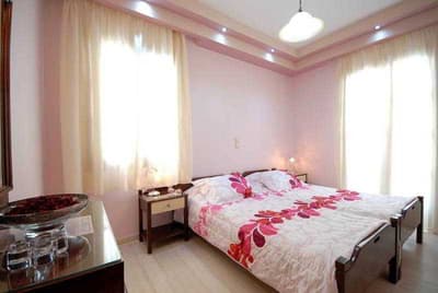 Spiros Hotel