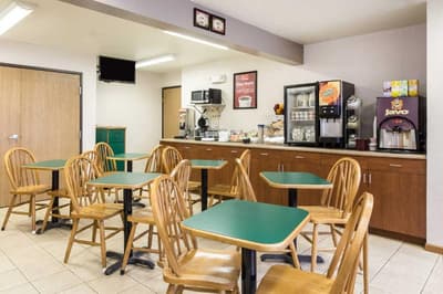 Harmony Inn & Suites