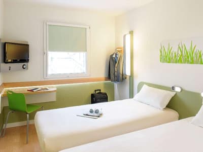 ibis budget Dole