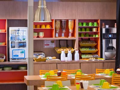 ibis Styles Paris Cadet Lafayette