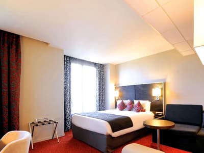 Mercure Paris Tour Eiffel Pont Mirabeau oteli