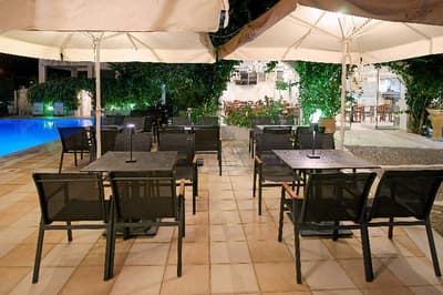 Kyparissia Beach