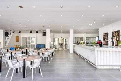 Papantonia Apts