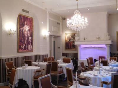 Hotel Troyes Royal