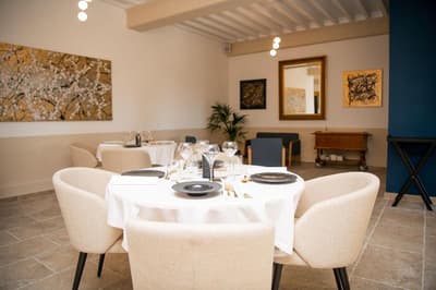 Hostellerie Du Chateau Des Fines Roches