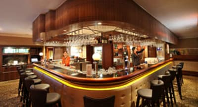 PARKROYAL Serviced Suites