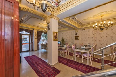 Istanbul Holiday Hotel