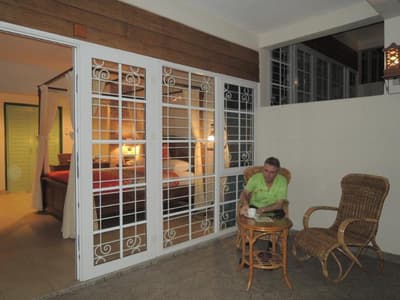 Deli River And Restaurant Omlandia