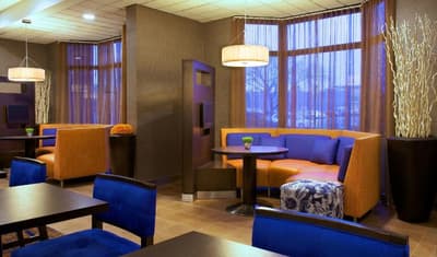 Courtyard Bloomington