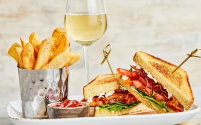 Courtyard Bloomington Normal