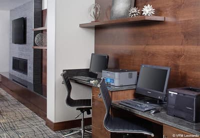 Courtyard Manchester-Boston Regional Airport