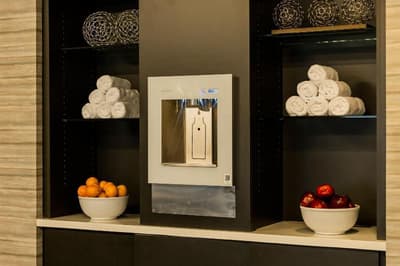 Courtyard Lincroft Red Bank