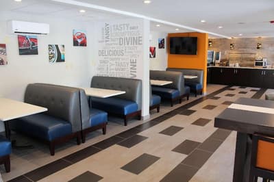 BEST WESTERN Bowling Green