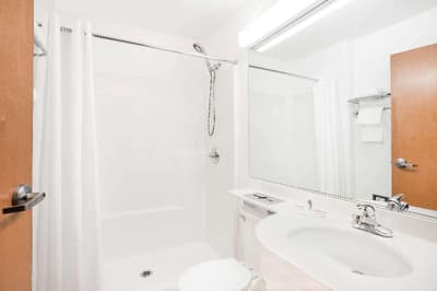 Microtel Inn & Suites By Wyndham Beckley East