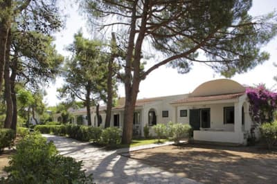 Baia degli Aranci Village