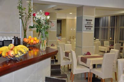 Hotel Zeder Garni