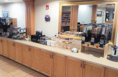 Sugarloaf Mountain Motel