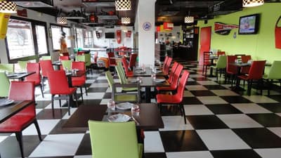 KYRIAD Design ENZO VIERZON