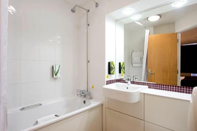 Premier Inn Bristol South