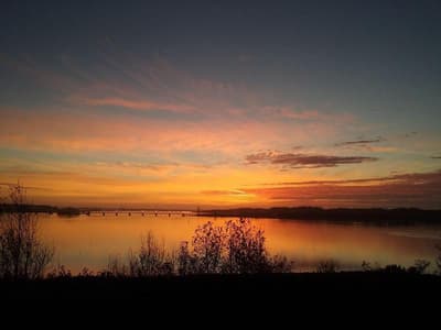The Bay Bridge Motel