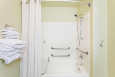 Super 8 by Wyndham McCall