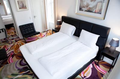 Hotel Touche (DO NOT USE)