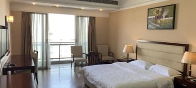 Yinfeng International Apartment Hotel
